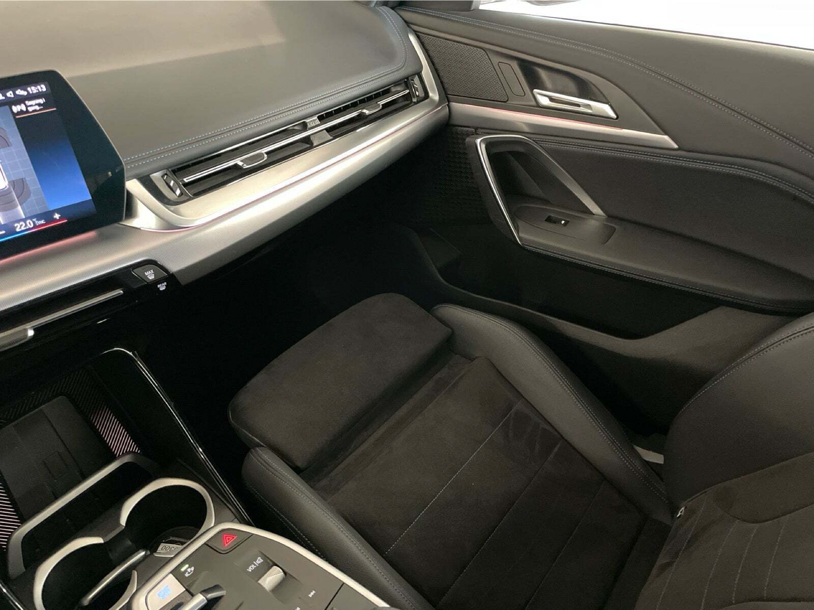 Hvid BMW iX1 fra 2023