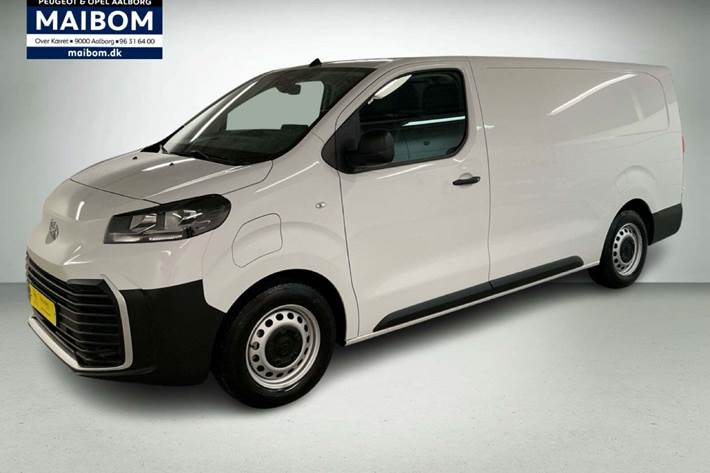 Hvid Toyota ProAce fra 2025