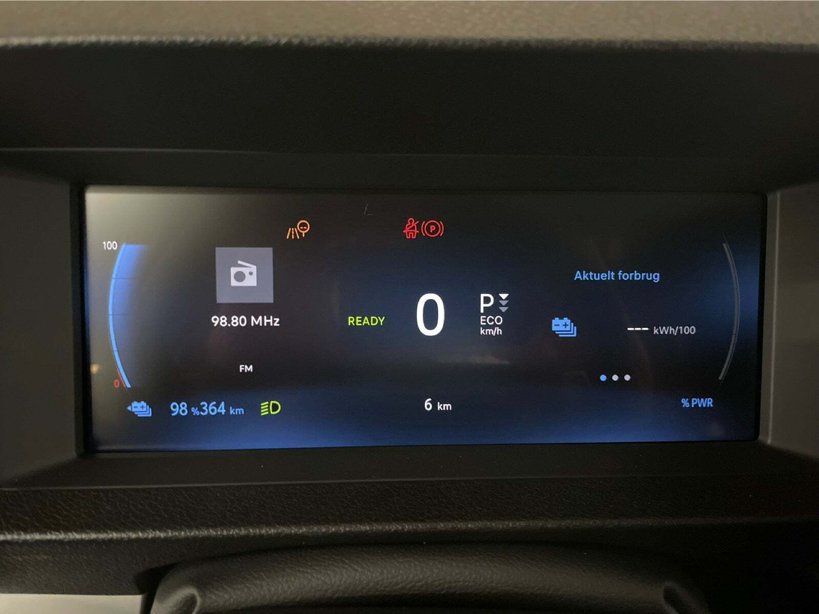 Hvid Toyota ProAce fra 2025