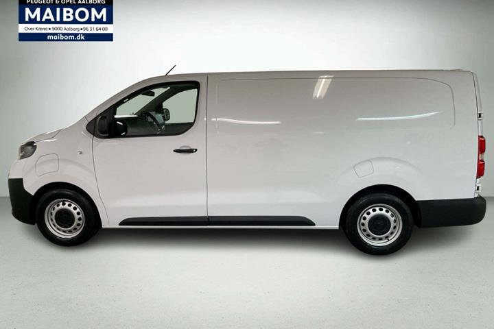 Hvid Toyota ProAce fra 2025