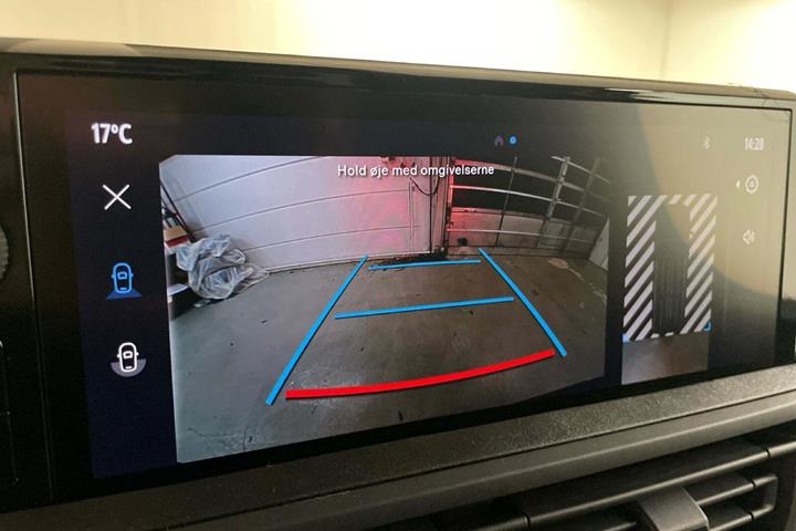 Hvid Toyota ProAce fra 2025