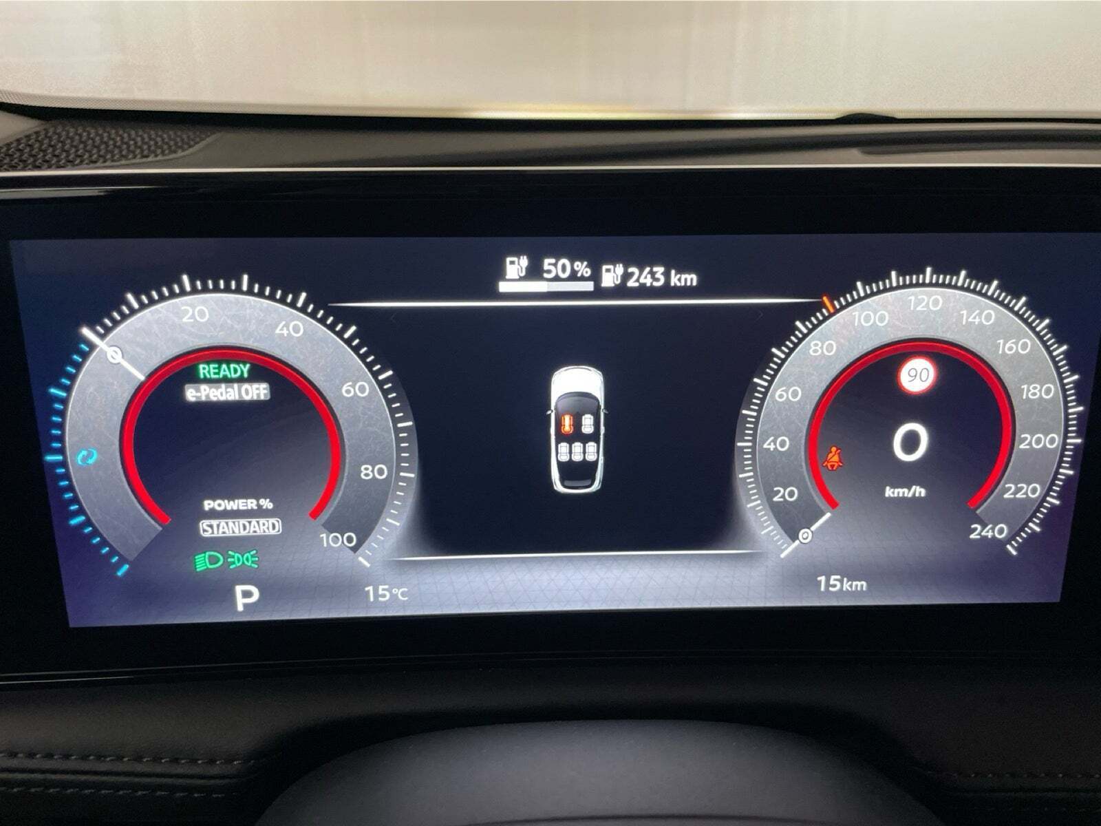 Sort Nissan Ariya fra 2025