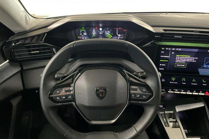 Hvid Peugeot 308 fra 2022