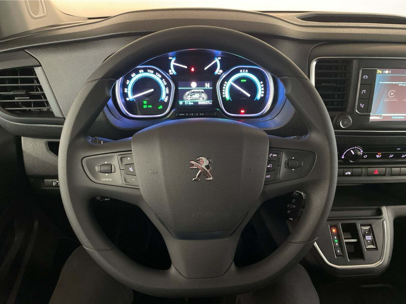 Hvid Peugeot e-Expert fra 2024