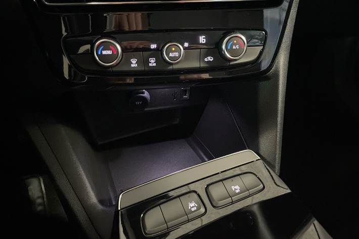 Sort Opel Mokka-e fra 2023