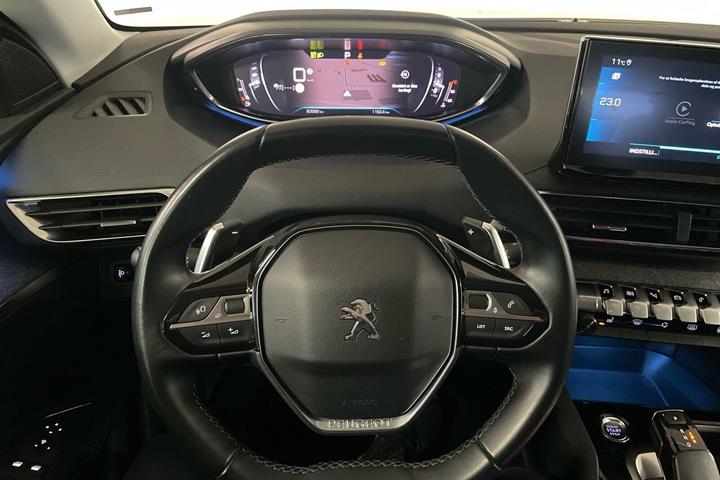 Hvid Peugeot 3008 fra 2020