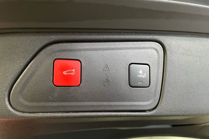 Hvid Peugeot 3008 fra 2020