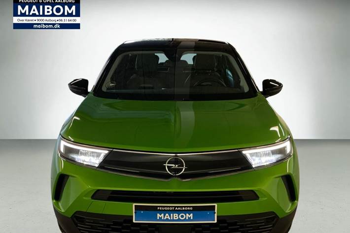 Grøn Opel Mokka-e fra 2023