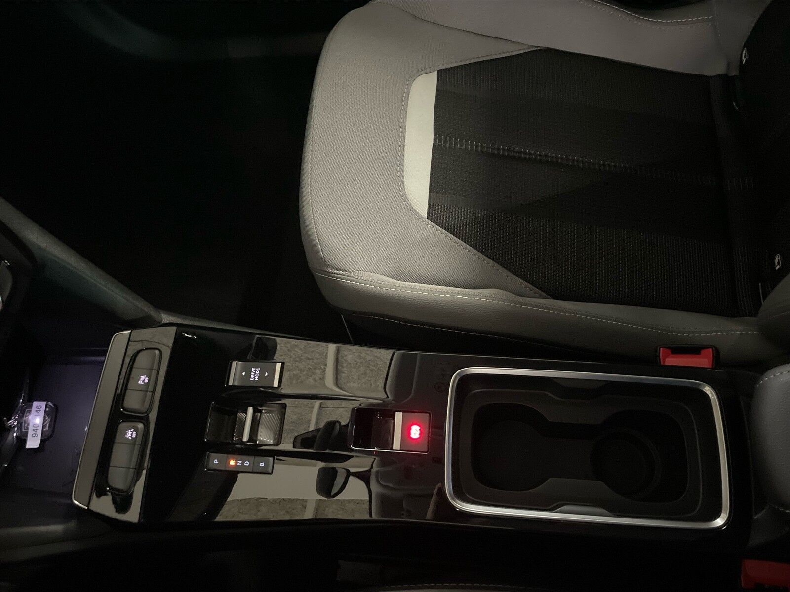 Sort Opel Mokka-e fra 2023