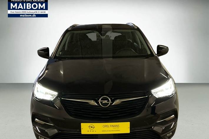 Sort Opel Grandland X fra 2020