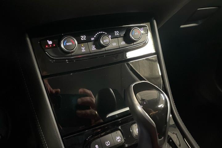 Sort Opel Grandland X fra 2020