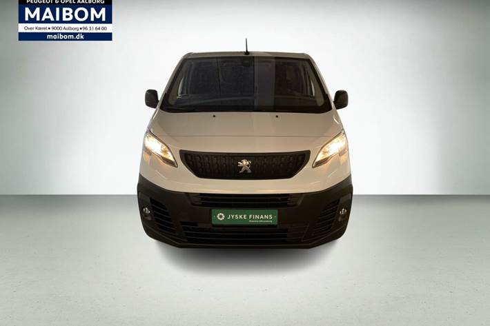 Hvid Peugeot e-Expert fra 2024