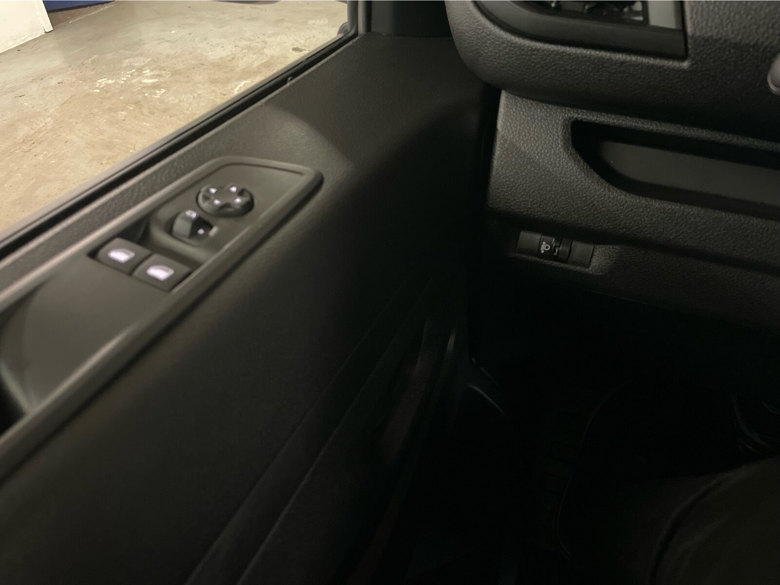 Hvid Citroën e-Jumpy fra 2024