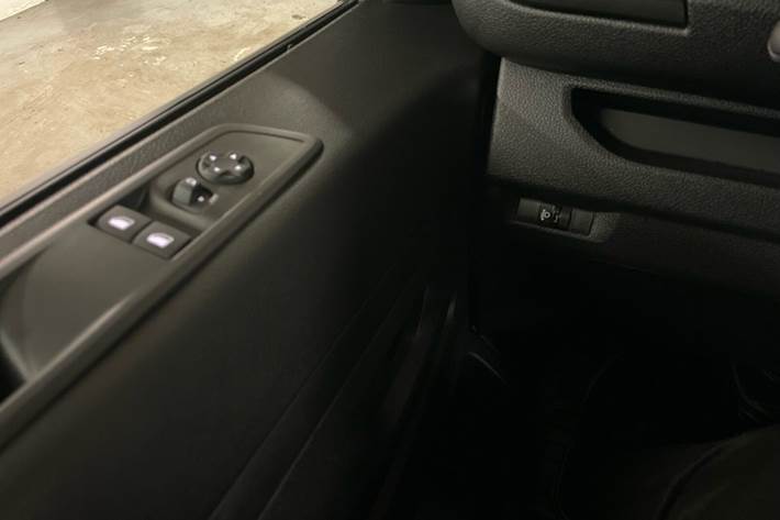 Hvid Citroën e-Jumpy fra 2024