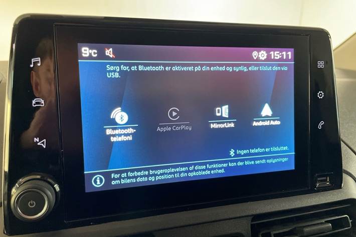 Hvid Peugeot Partner fra 2021