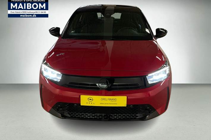 Rød Opel Corsa-e fra 2024