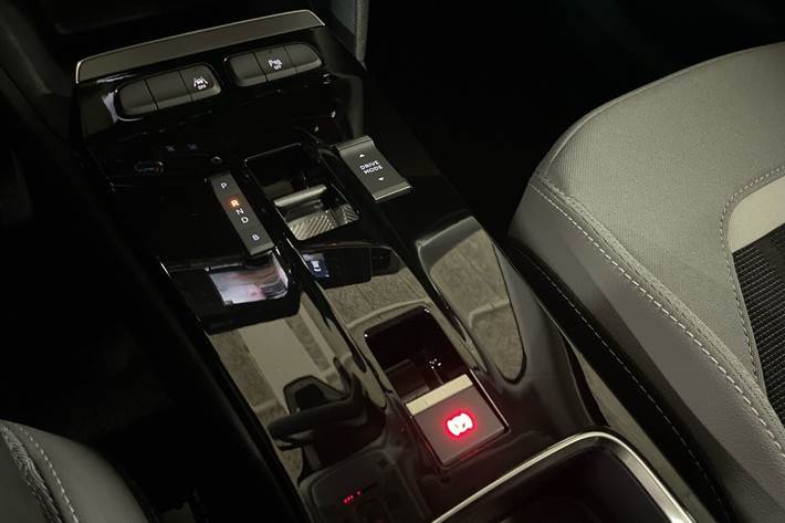 Sort Opel Mokka-e fra 2024