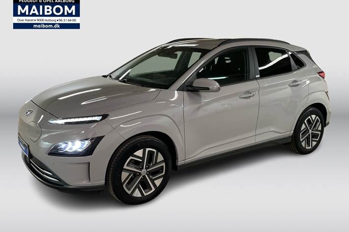 Beige Hyundai Kona fra 2021