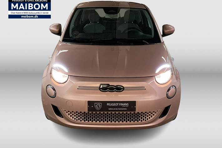 Grå Fiat 500e fra 2021