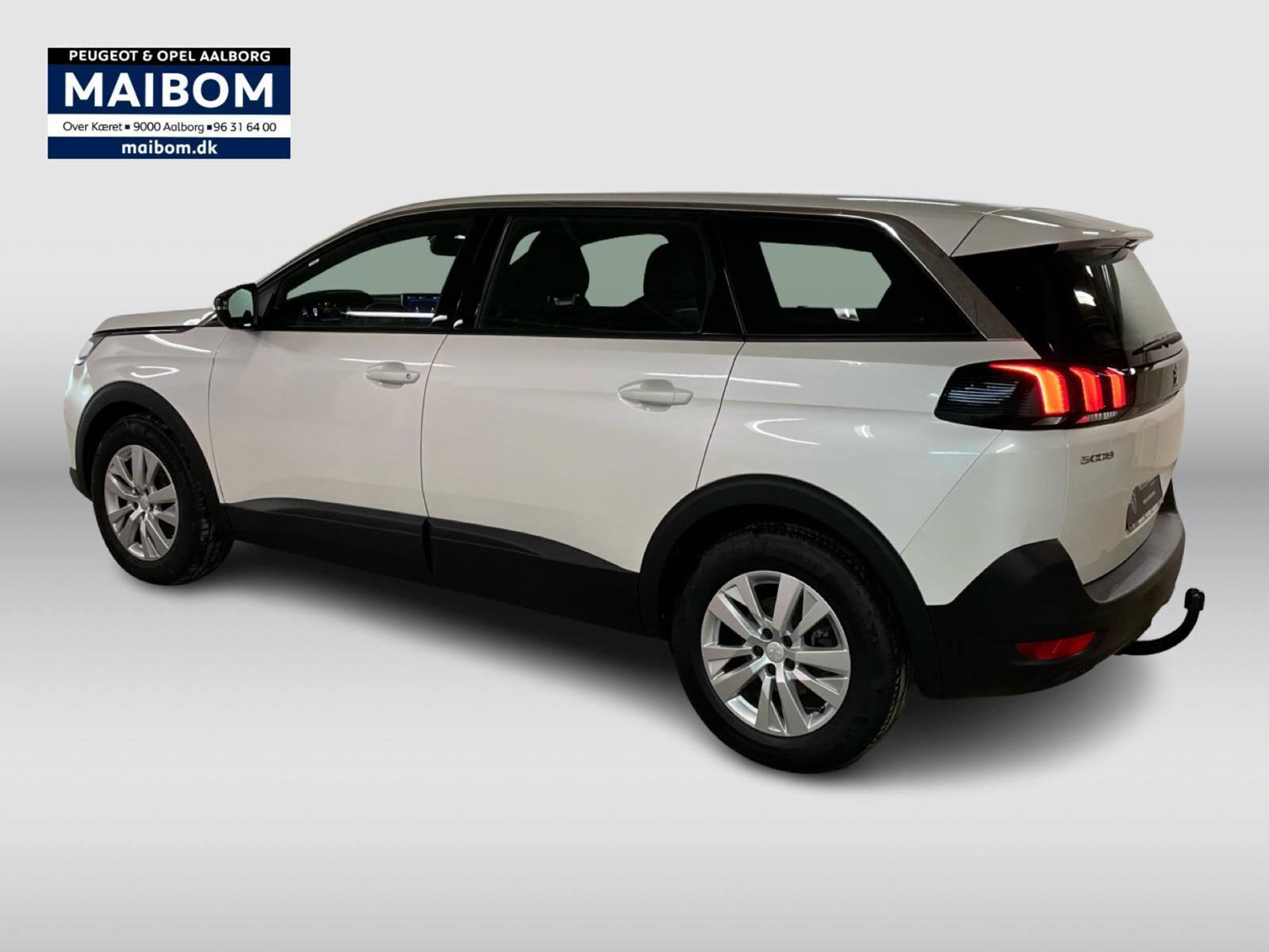 Hvid Peugeot 5008 fra 2024