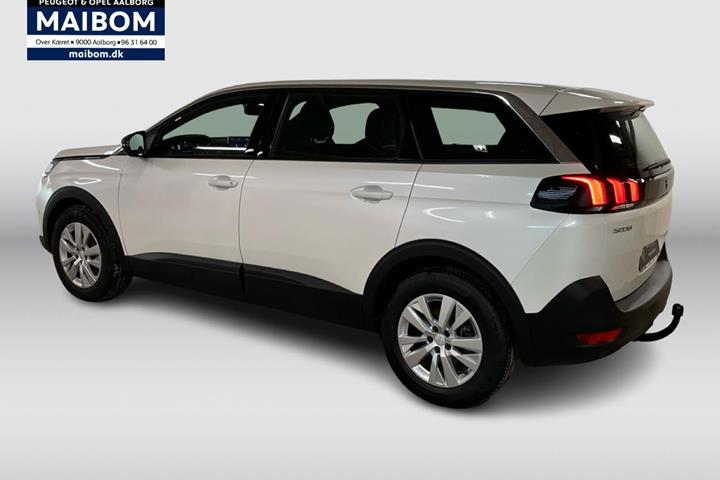 Hvid Peugeot 5008 fra 2024