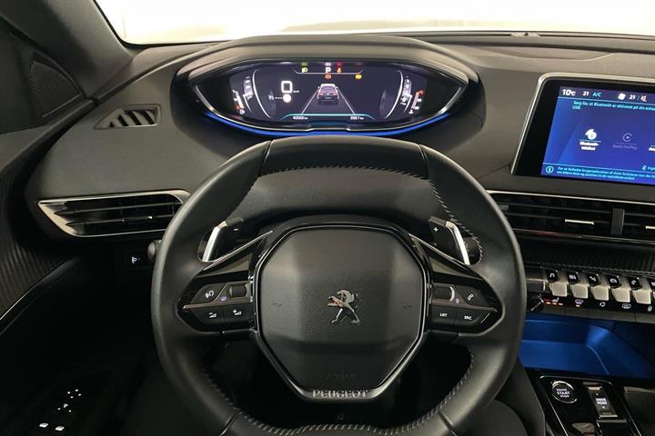 Hvid Peugeot 5008 fra 2024