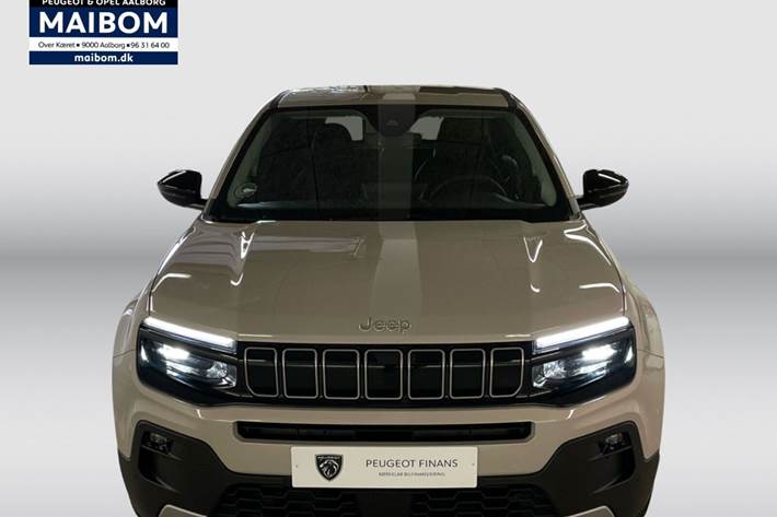 Grå Jeep Avenger fra 2025