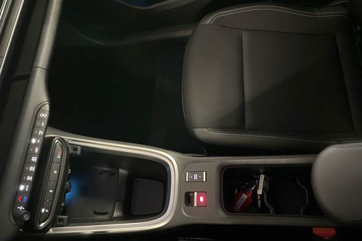 Grå Jeep Avenger fra 2025