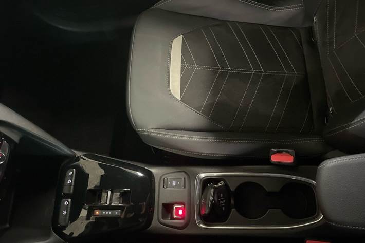 Grå Opel Corsa-e fra 2023