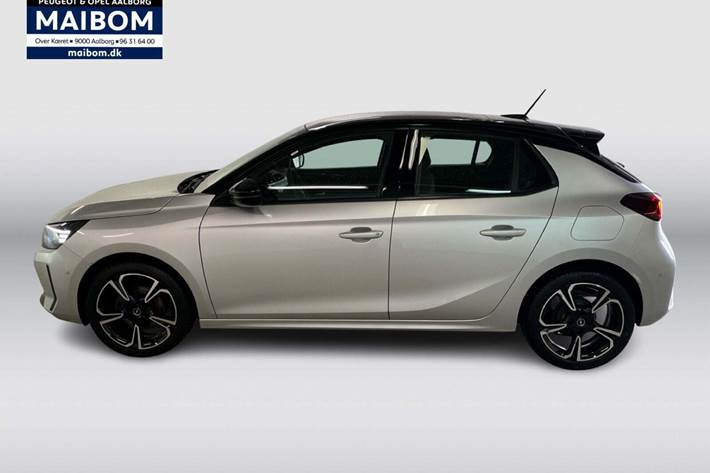 Sølv Opel Corsa fra 2024