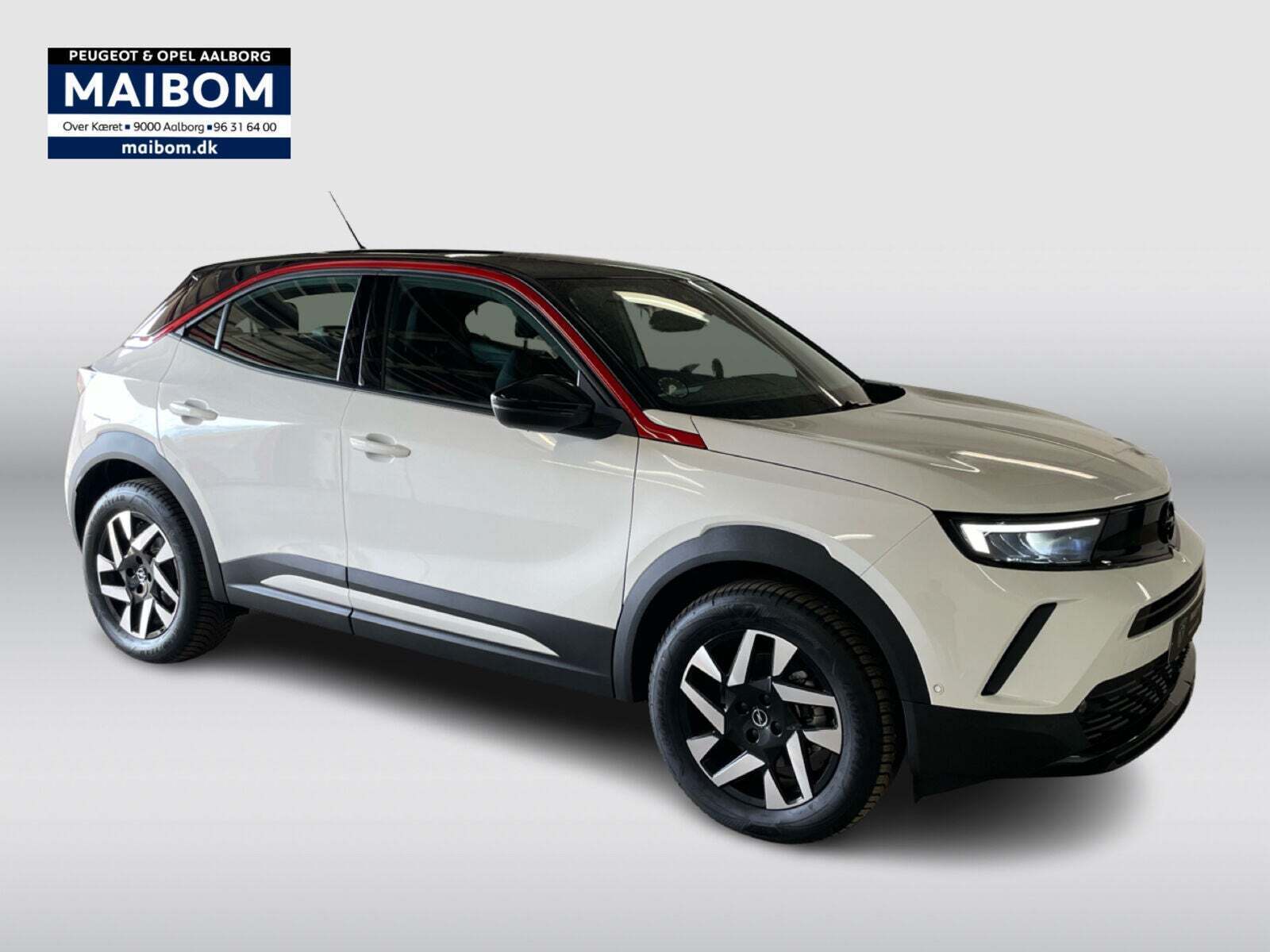 Hvid Opel Mokka-e fra 2023