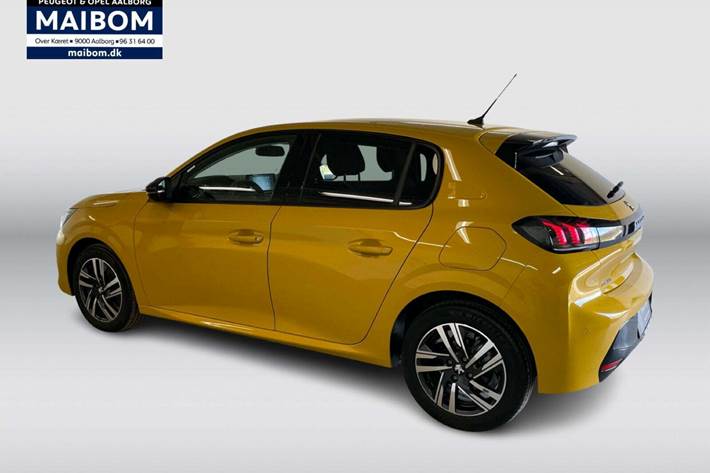 Gul Peugeot 208 fra 2023