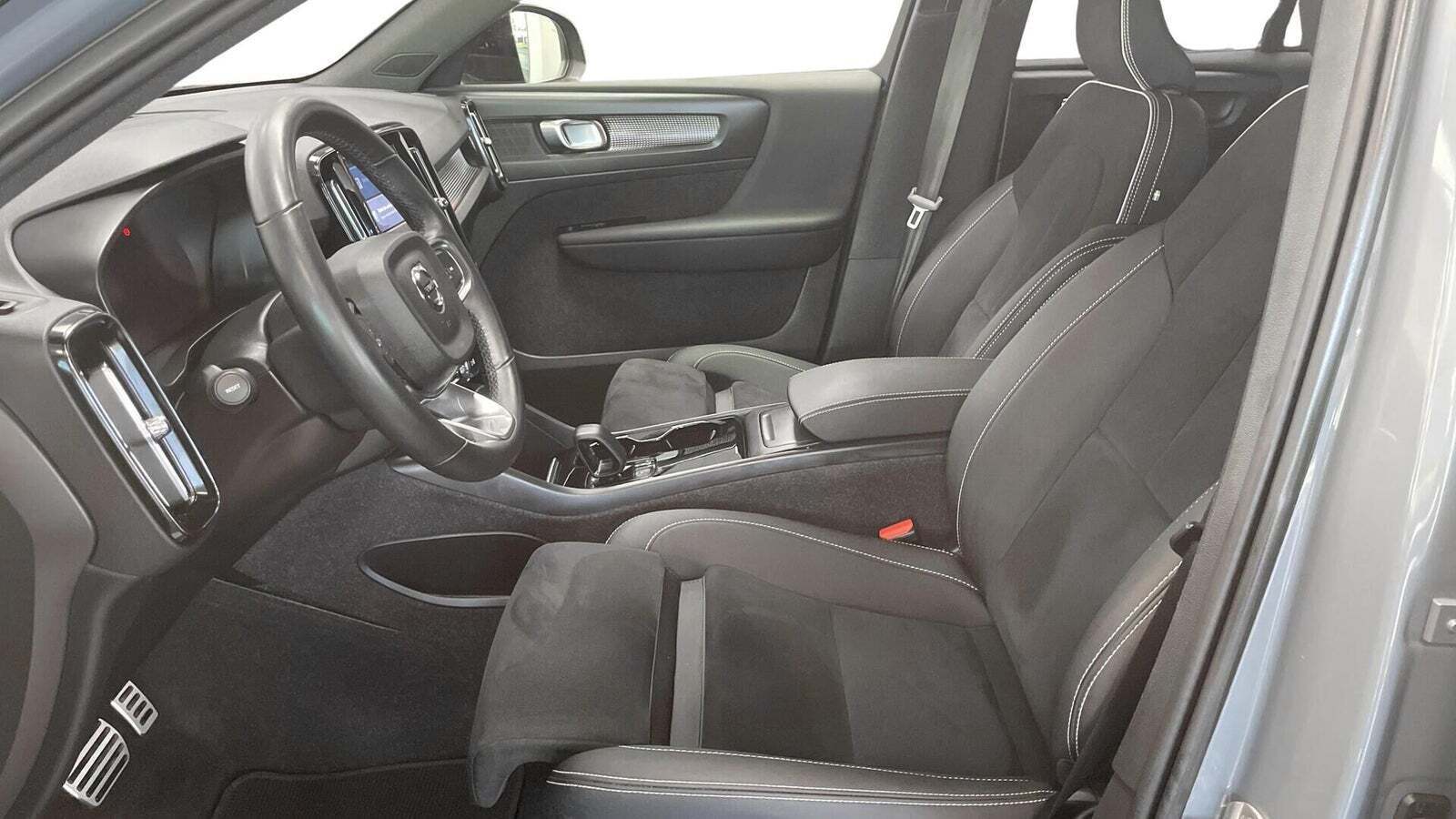 Volvo XC40 P6 ReCharge Plus