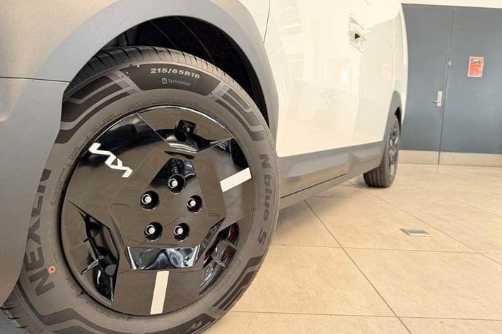 Hvid Kia PV5 fra 2026