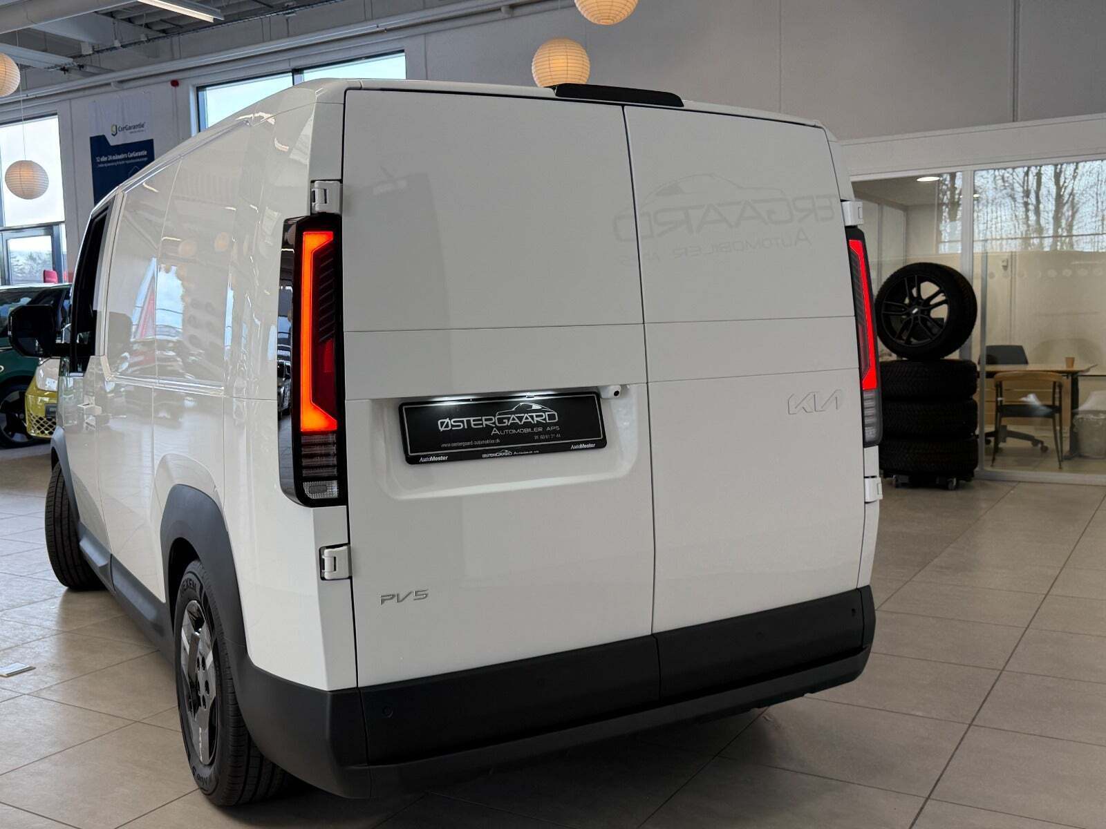Hvid Kia PV5 fra 2026