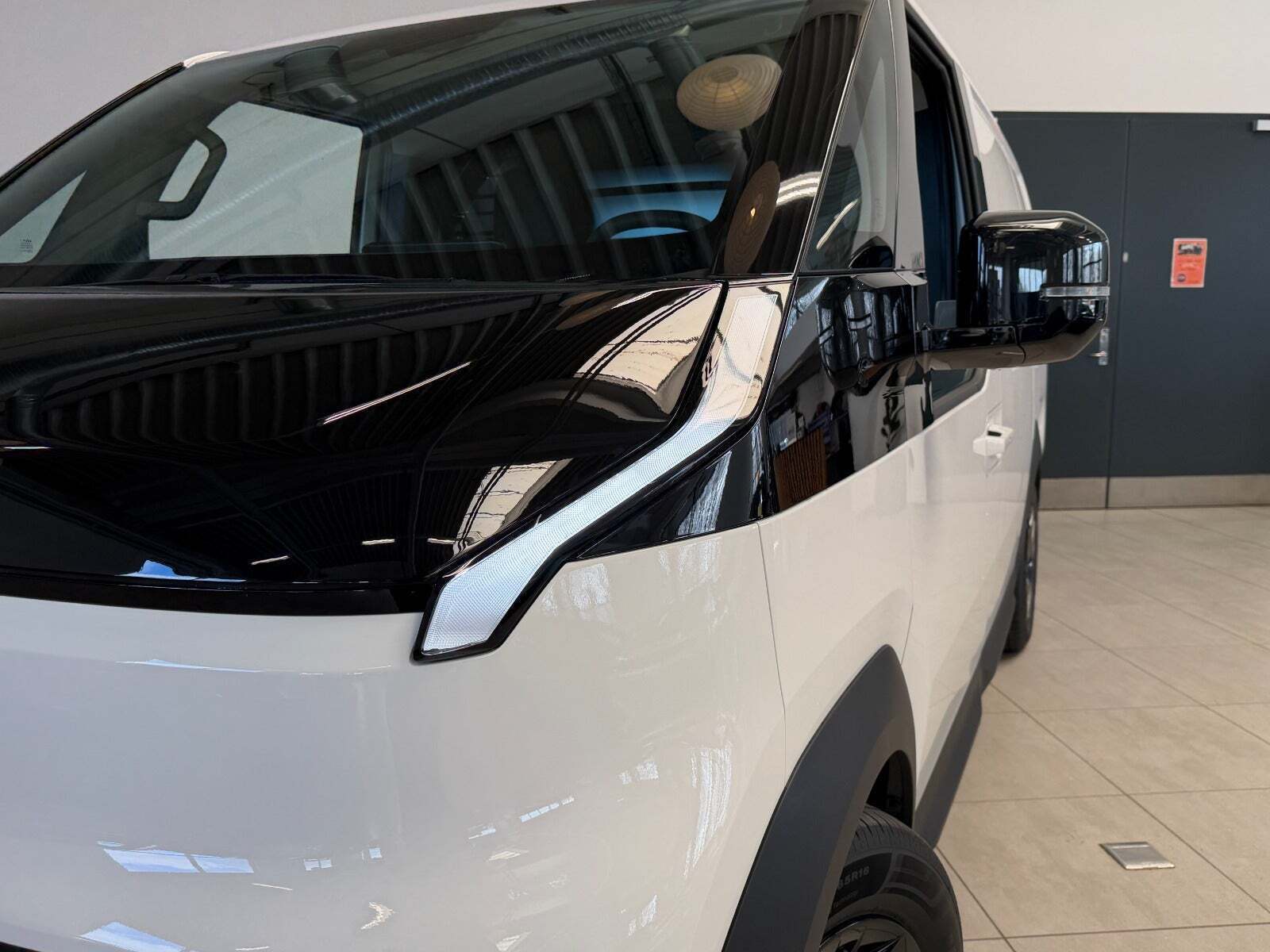 Hvid Kia PV5 fra 2026