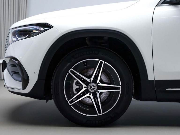 Mercedes EQB250+ AMG Advance