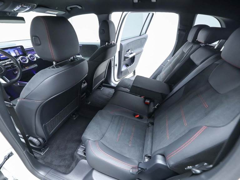 Mercedes EQB250+ AMG Advance