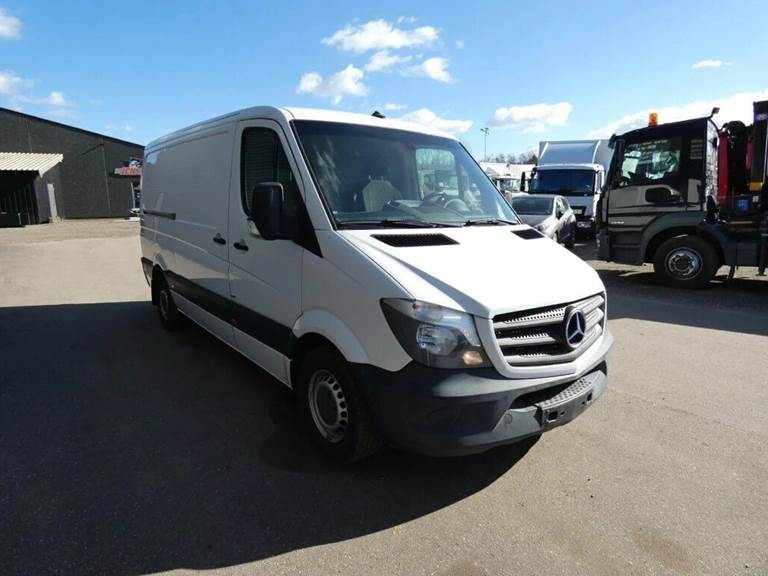 Mercedes Sprinter 316 2,2 CDi R2 Kassevogn