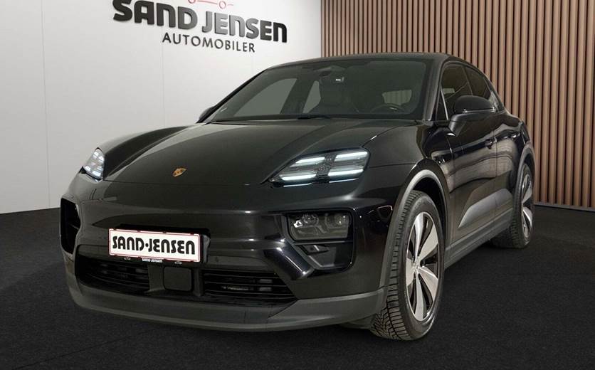 Porsche Macan 4