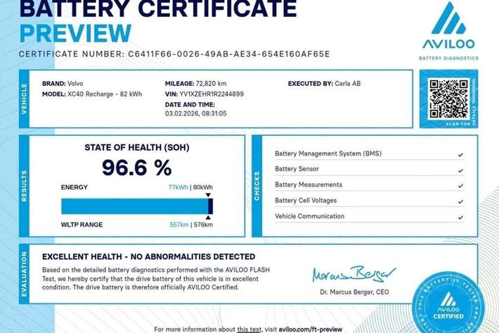 Sølv Volvo XC40 fra 2024