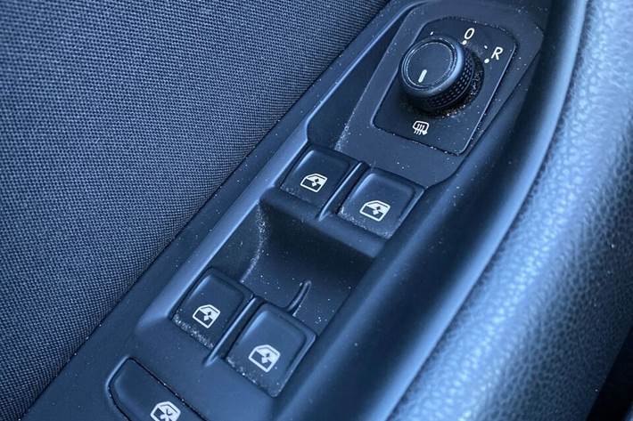 Grå VW Passat fra 2017