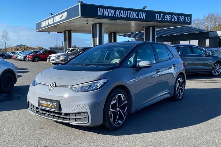 Grå VW ID.3 fra 2022 set udefra