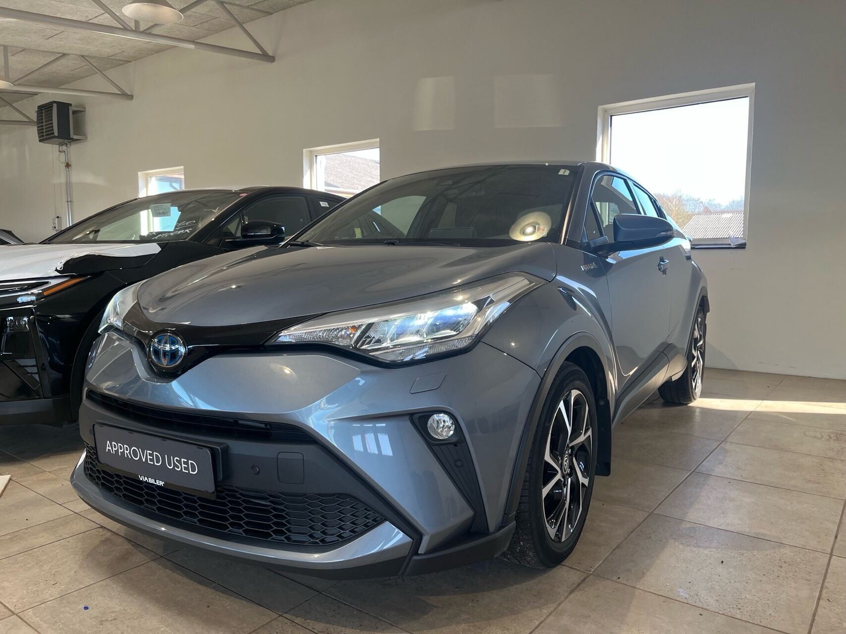 Toyota C-HR 1,8 Hybrid C-LUB Smart Multidrive S 122HK 5d Aut.