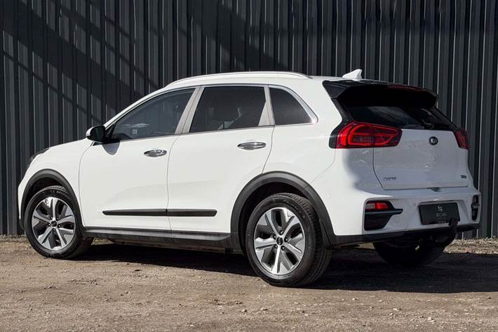 Hvid Kia e-Niro fra 2022