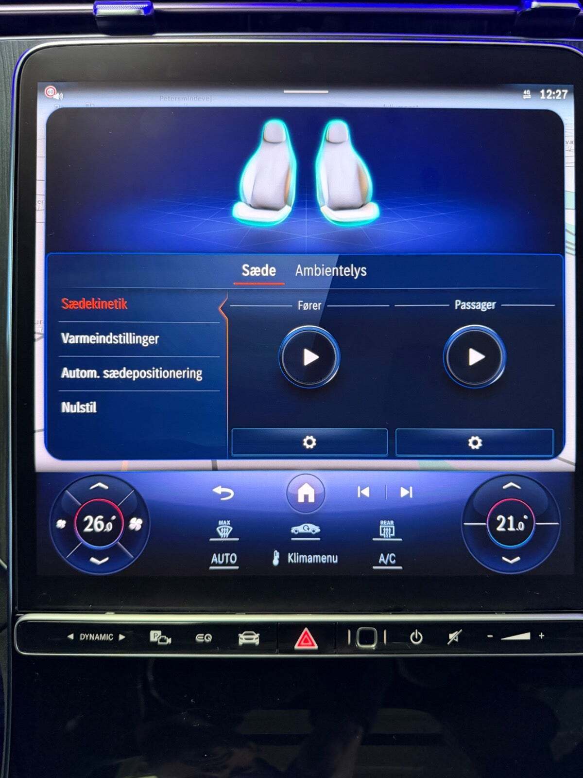 Grå Mercedes EQE350+ SUV fra 2024