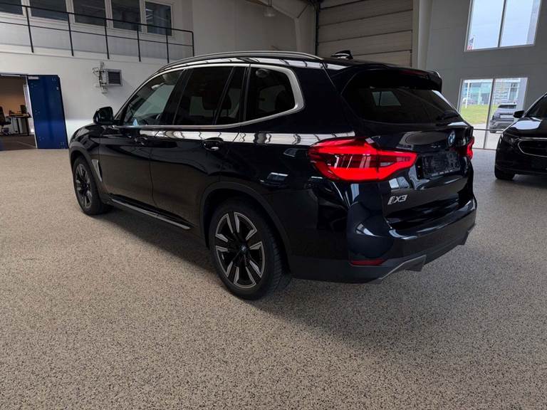 BMW iX3 Charged