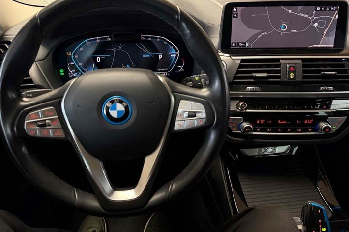 Sort BMW iX3 fra 2021