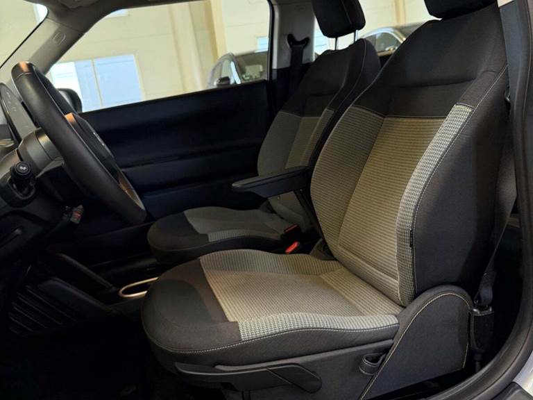 Mini Cooper SE Essential