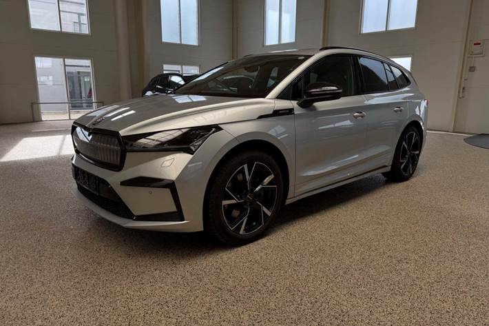 Sølv Skoda Enyaq fra 2021
